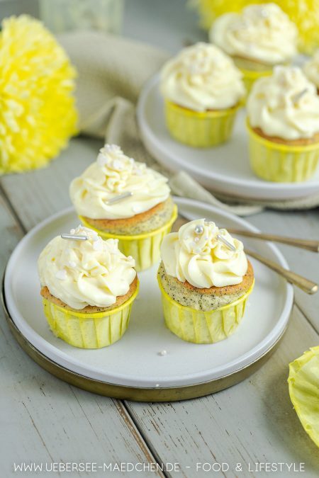 Cupcakes mit Lemoncurd-Mascarpone-Topping Rezept
